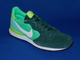 NIKE WMNS INTERNATIONALIST 629684 301