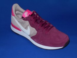 NIKE WMNS INTERNATIONALIST 629684 603